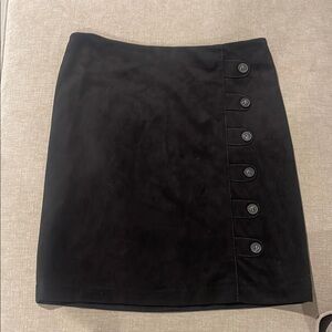 J. McLaughlin Elegant Black Button-Detail Skirt